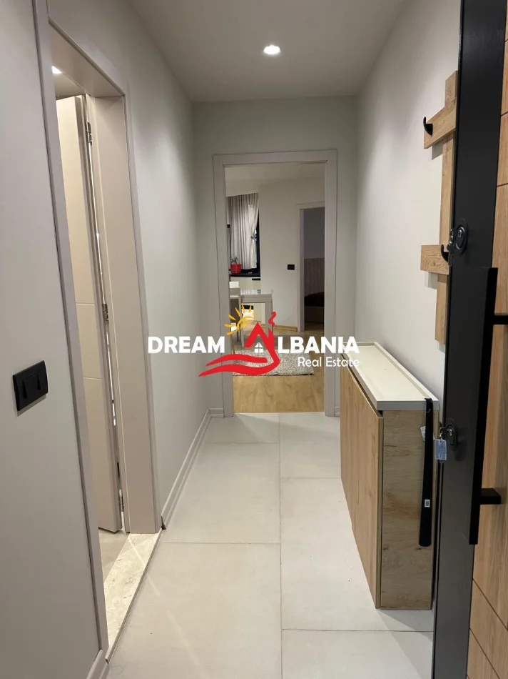 Tirane, jepet me qera apartament 1+1 Kati 5, 78 m² 800 € (Stadiumi Dinamo)