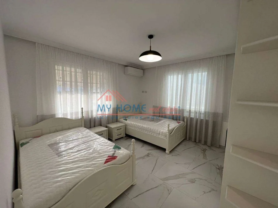 Tirane, jepet me qera apartament 2+1+Ballkon Kati 4, 105 m² 1.200 € (Sheshi Willson)