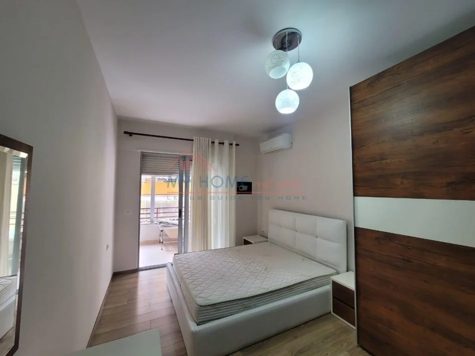 Tirane, shitet apartament 2+1+Ballkon, Kati 3, 100 m² 187,000 € (Liqeni i Thate)