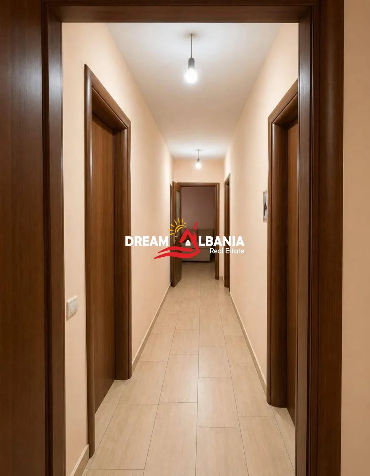 Tirane, shitet apartament 3+1 Kati 2, 122 m² 244.000 € (Rruga e Elbasanit)