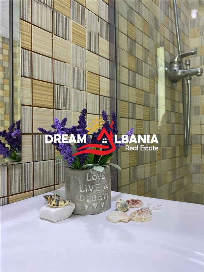 Tirane, shitet apartament 3+1+Ballkon Kati 1, 106 m² 175.000 € (Ne zonen e Brryllit - ID 4139182)