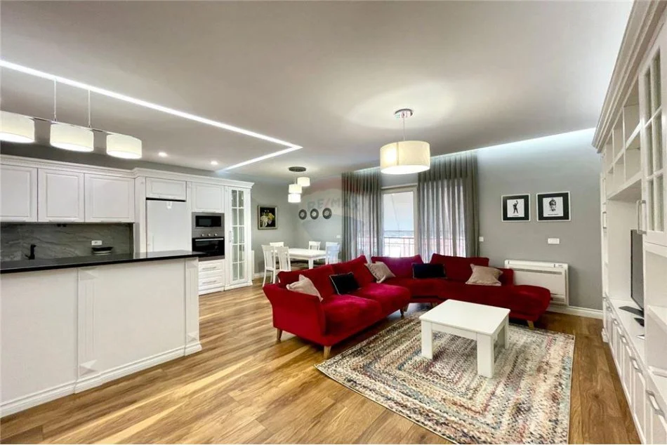 Tirane, jepet me qera apartament 2+1+Ballkon , 110 m² 1.600 € (Delijorgji)