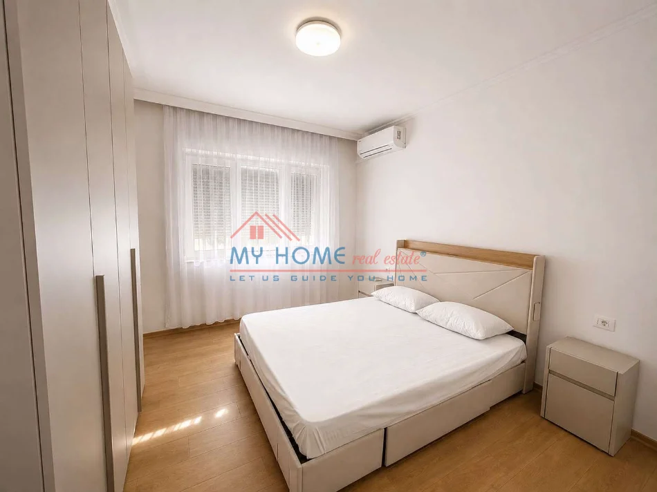 Tirane, jepet me qera apartament 2+1+Ballkon Kati 3, 90 m² 1.000 € (Rruga Luigj Gurakuqi)