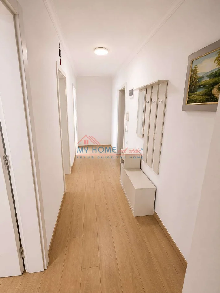 Tirane, jepet me qera apartament 2+1+Ballkon Kati 3, 90 m² 1.000 € (Rruga Luigj Gurakuqi)