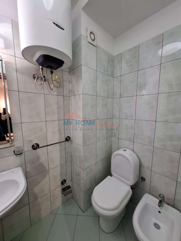 Tirane, jepet me qera apartament 2+1+Ballkon Kati 2, 113 m² 800 € (Kopeshti Zoolojik)