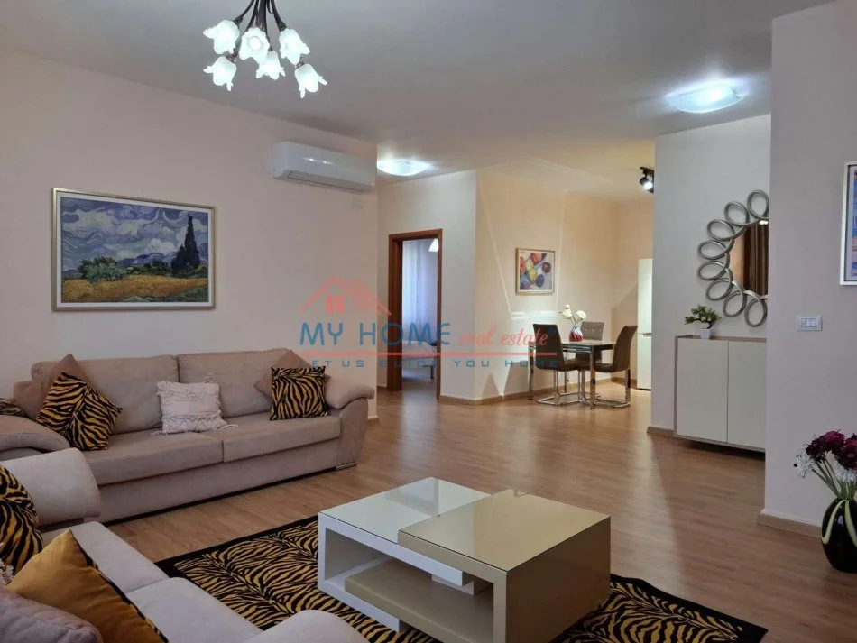 Tirane, jepet me qera apartament 2+1+Ballkon Kati 3, 113 m² 850 € (Rruga Eduard Mano)