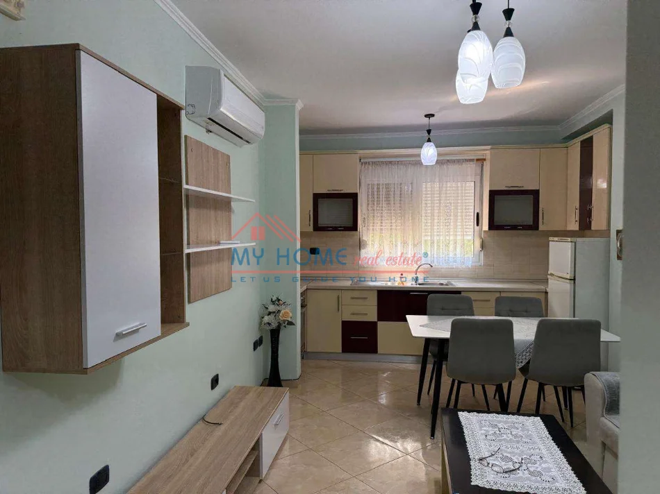 Tirane, jepet me qera apartament Kati 3, 66 m² 500 € (Materniteti i Ri)
