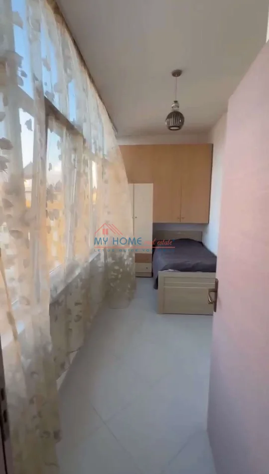 Tirane, jepet me qera apartament 1+1+Ballkon Kati 6, 56 m² 600 € (Rruga Siri Kodra)