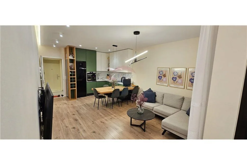 Tirane, jepet me qera apartament 2+1 Kati 6, 80 m² 750 € (Ndre Mjeda)