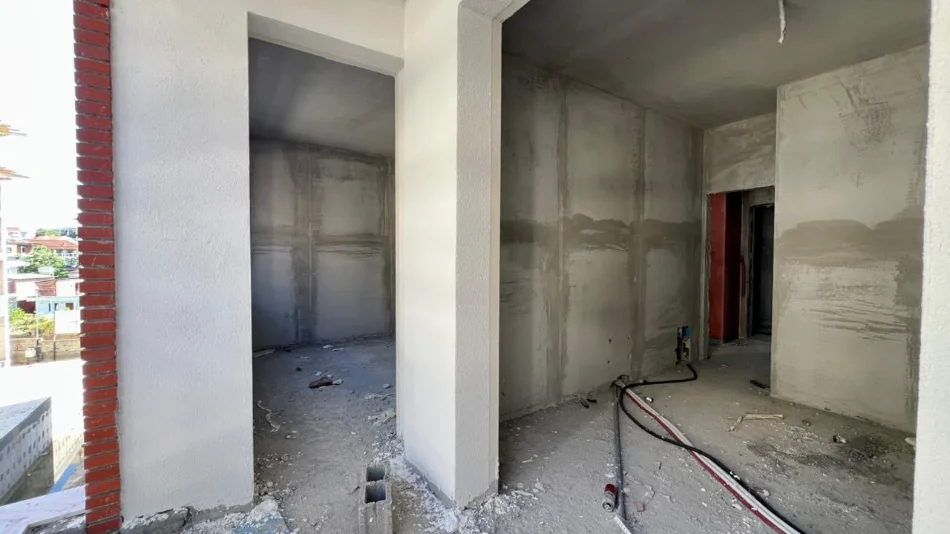 SHITET: 1+1📍Paskuqan (LakeSide Paskuqan) - 59,000€ - E Banueshme Dhjetor 2026 - Sp.57m² - Kt.3 -  Prane Liqenit te Paskuqanit🌳