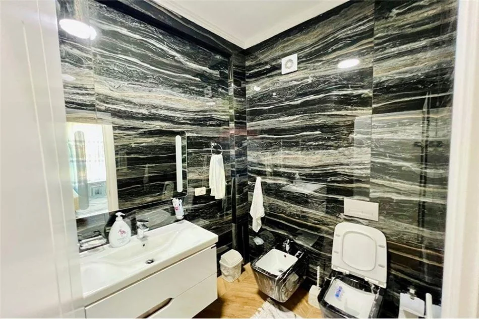 Tirane, shitet apartament 2+1+Ballkon , 87 m² 150.000 € (Dervish Luzha)