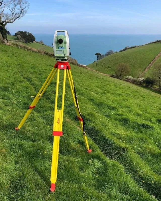 Tirane, - SHERBIME TOPOGRAFIKE