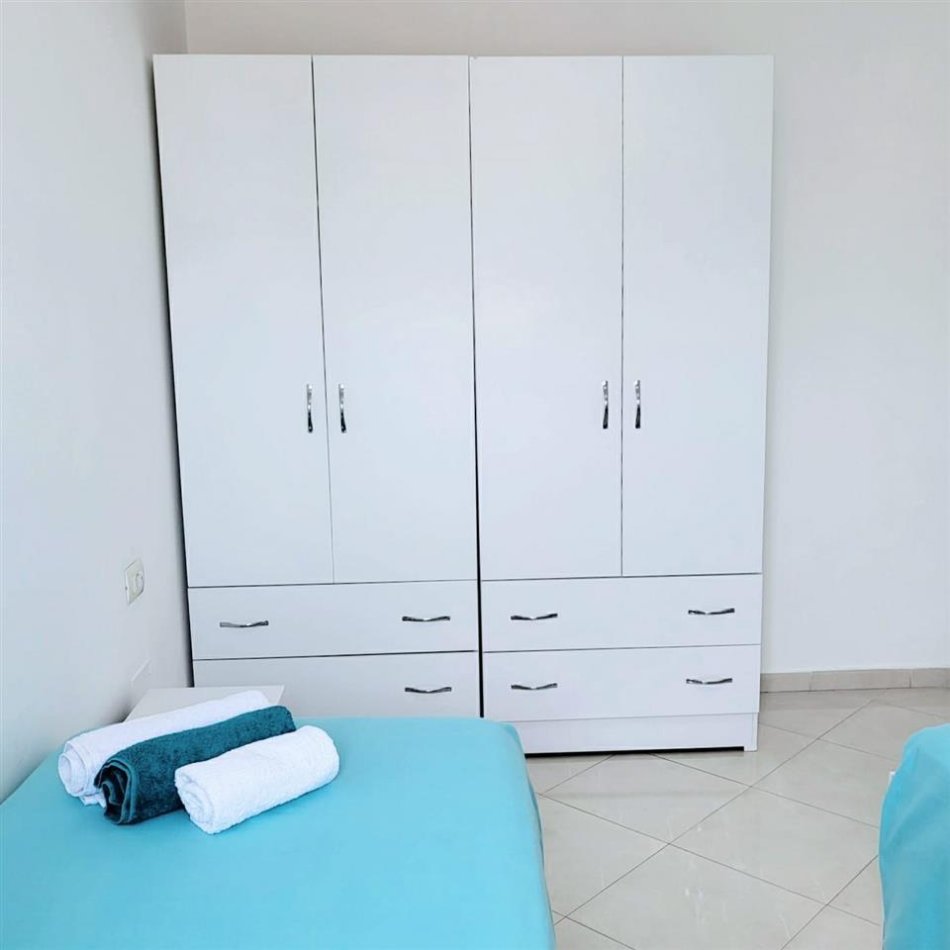 Tirane, jepet me qera apartament 1+1 Kati 6, 87 m² 400 € (Spitali QSUT)