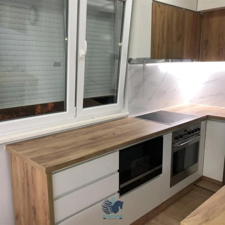 Tirane, jepet me qera apartament 1+1+Ballkon Kati 2, 65 m² 600 € (Myslym Shyri)