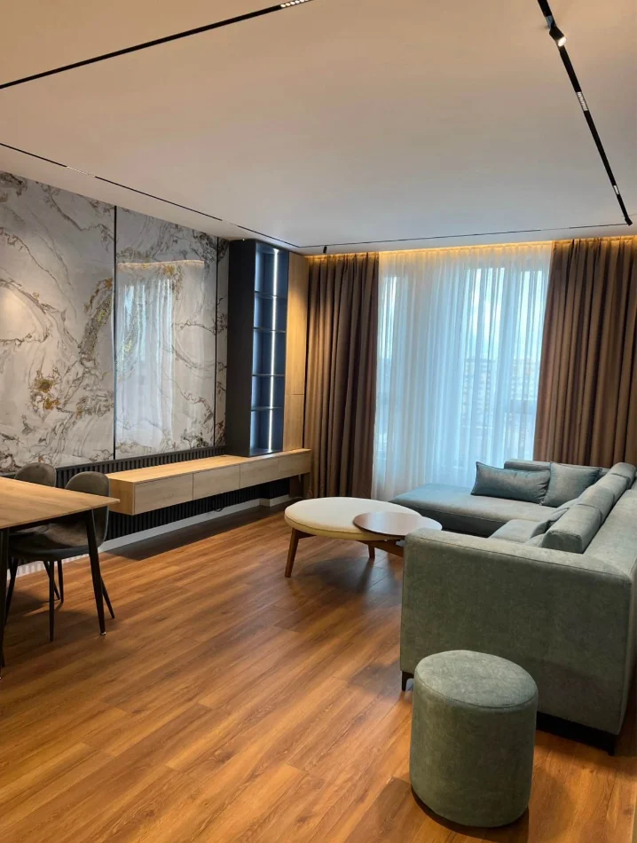 Tirane, jepet me qera apartament 1+1 Kati 7, 70 m² 700 € (RRUGA JORDAN MISJA)