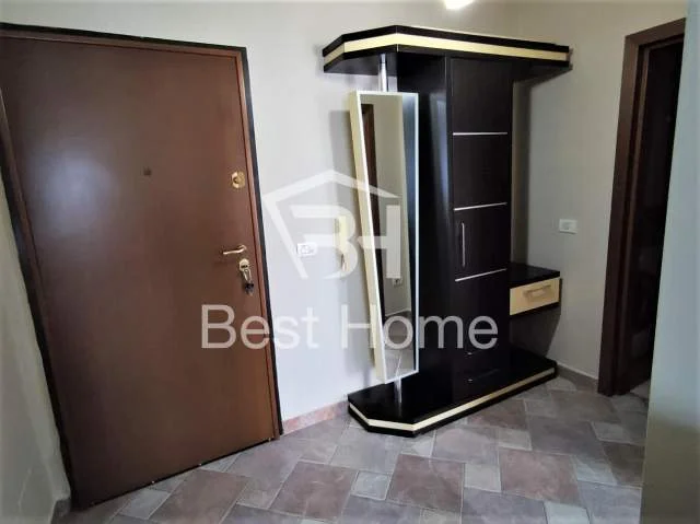 Tirane, jepet me qera apartament 1+1+BLK Kati 10, 70 m² 55.000 Leke (Rruga e Elbasanit)