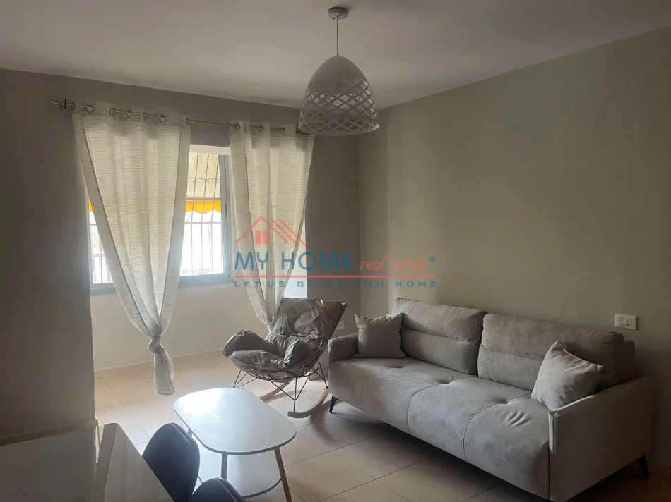 Tirane, jepet me qera apartament 1+1+Ballkon Kati 2, 70 m² 470 € (Bulevardi Bajram Curri)