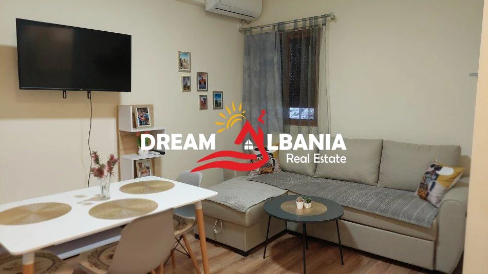 Tirane, jepet me qera apartament 1+1 Kati 2, 60 m² 600 € (ne Myslym Shyr, prane Somegut)