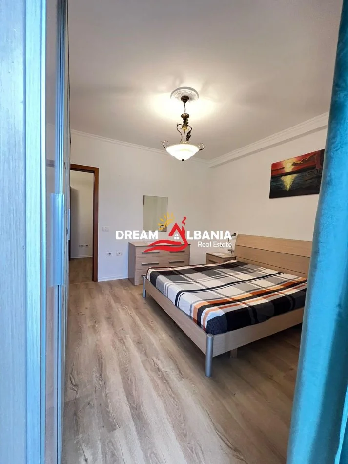 Tirane, jepet me qera apartament 1+1 Kati 7, 72 m² 400 € (fresk)