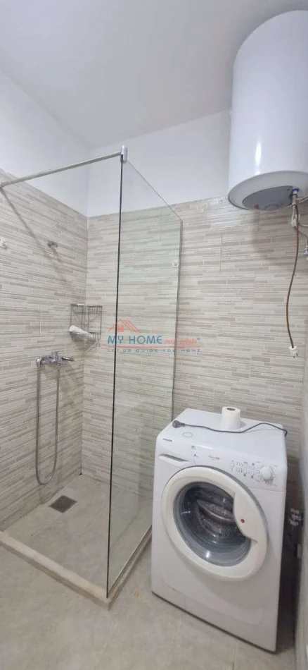 Tirane, jepet me qera apartament 1+1+Ballkon Kati 2, 74 m² 500 € (Rruga e Dibres)