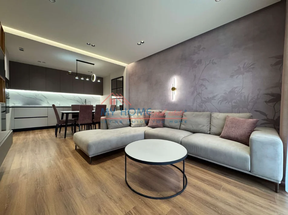 Tirane, jepet me qera apartament 1+1+Ballkon Kati 3, 75 m² 750 € (Shkolla e Kuqe)