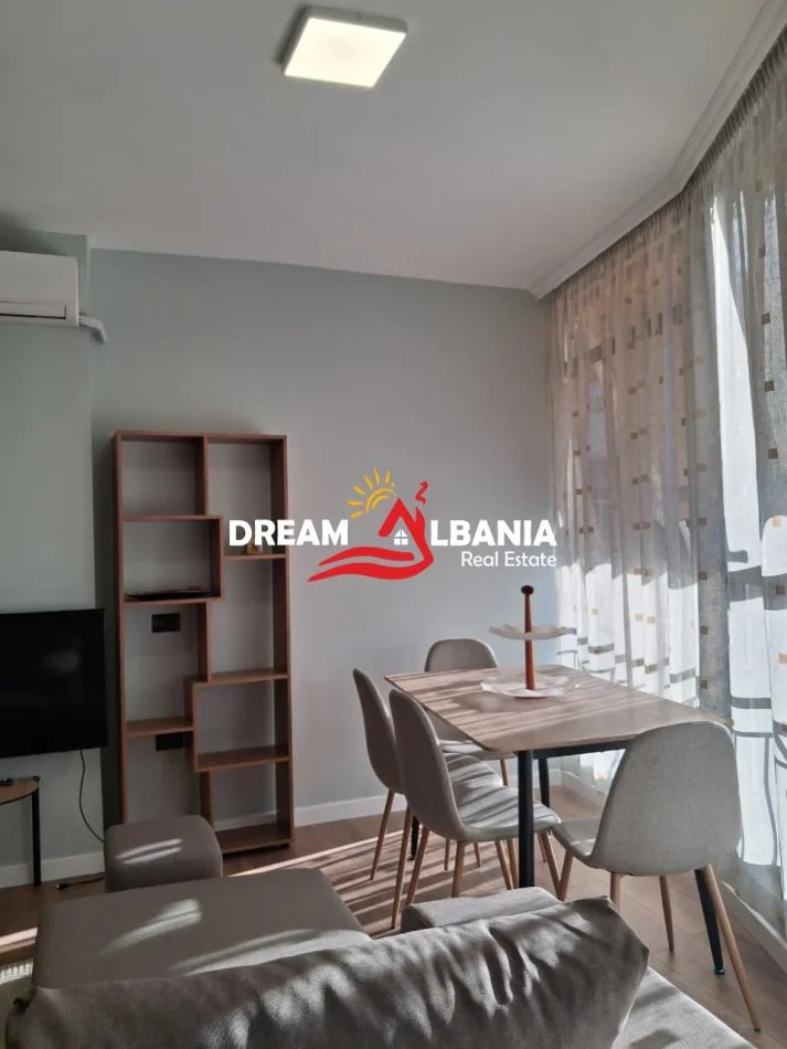 Tirane, jepet me qera apartament 1+1 , 55 m² 600 € (tek Rruga e Dibres prane Selvise)