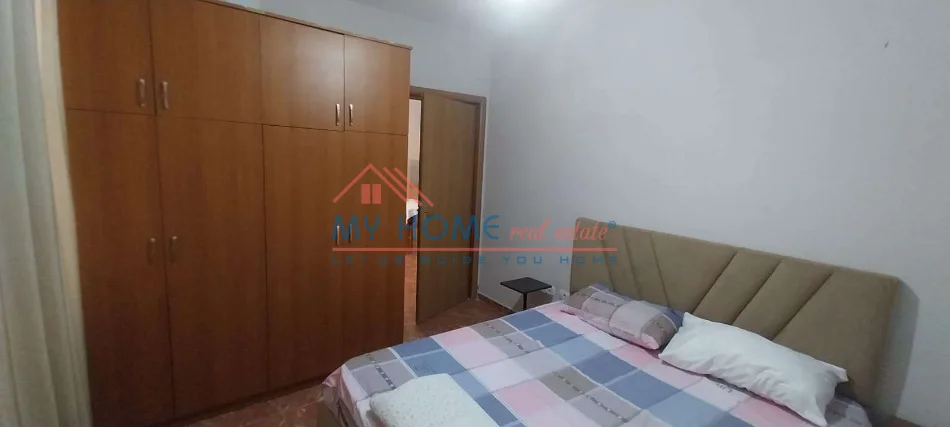 Tirane, jepet me qera apartament 1+1+Ballkon Kati 3, 60 m² 520 € (Rruga e Elbasanit)
