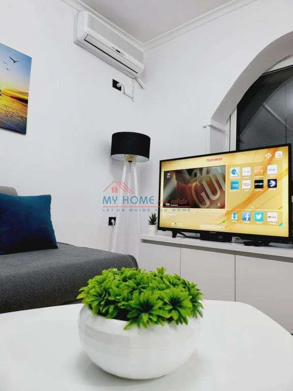 Tirane, jepet me qera apartament 1+1+Ballkon Kati 2, 60 m² 650 € (Shkolla e Kuqe)