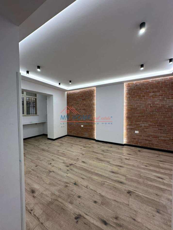 Tirane, shitet apartament 1+1 Kati 1, 62 m² 158.000 € (Gjimnazi Petro Nini)