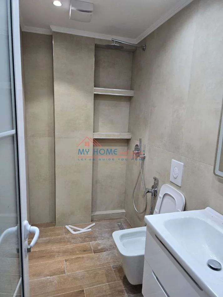 Tirane, shitet apartament 1+1+Ballkon Kati 3, 50 m² 115.000 € (Ish Tregu Elektrik)