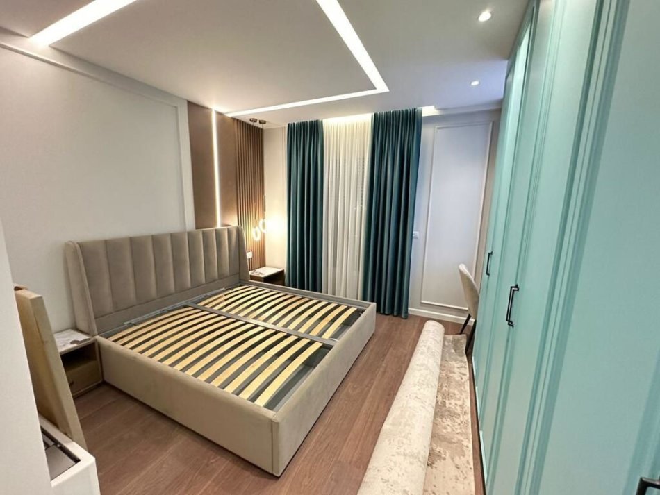 Tirane, jepet me qera apartament 2+1 Kati 6, 90 m² 1.500 € (RRUGA KOSOVAREVE)