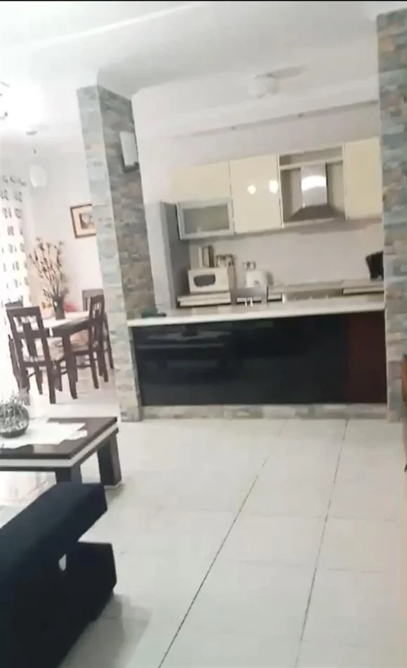 Tirane, jepet me qera apartament 2+1+Aneks+Ballkon Kati 4, 85 m² 550 € (Don Bosko)