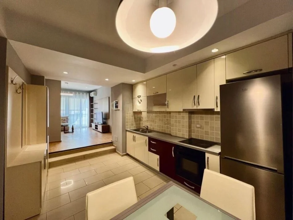 Tirane, shitet apartament 2+1 Kati 10, 90 m² 188.000 € (KOMUNA PARISIT)