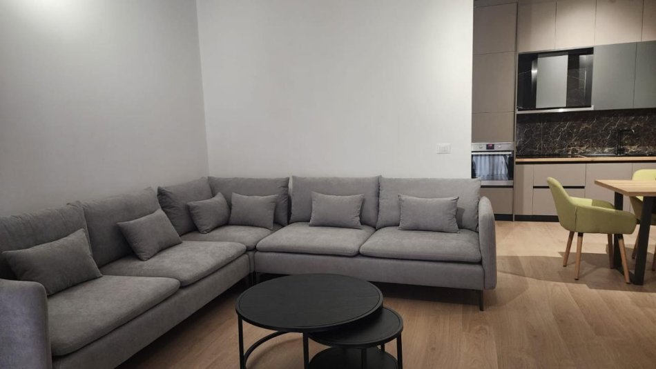 Tirane, shitet apartament 2+1+Ballkon Kati 5, 147 m² 364,900 € (Delijorgji)