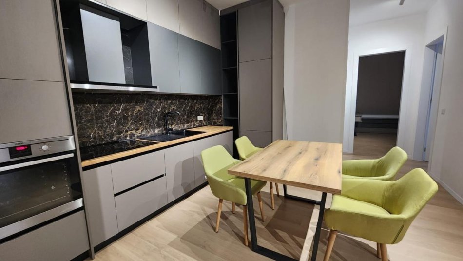 Tirane, shitet apartament 2+1+Ballkon Kati 5, 147 m² 364,900 € (Delijorgji)