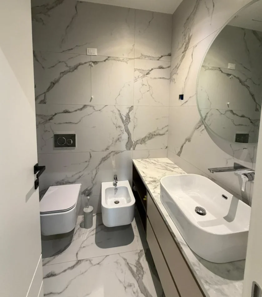 Tirane, jepet me qera apartament 1+1 Kati 6, 117 m² 2.300 € (LAEK VIEW REZIDENCE)
