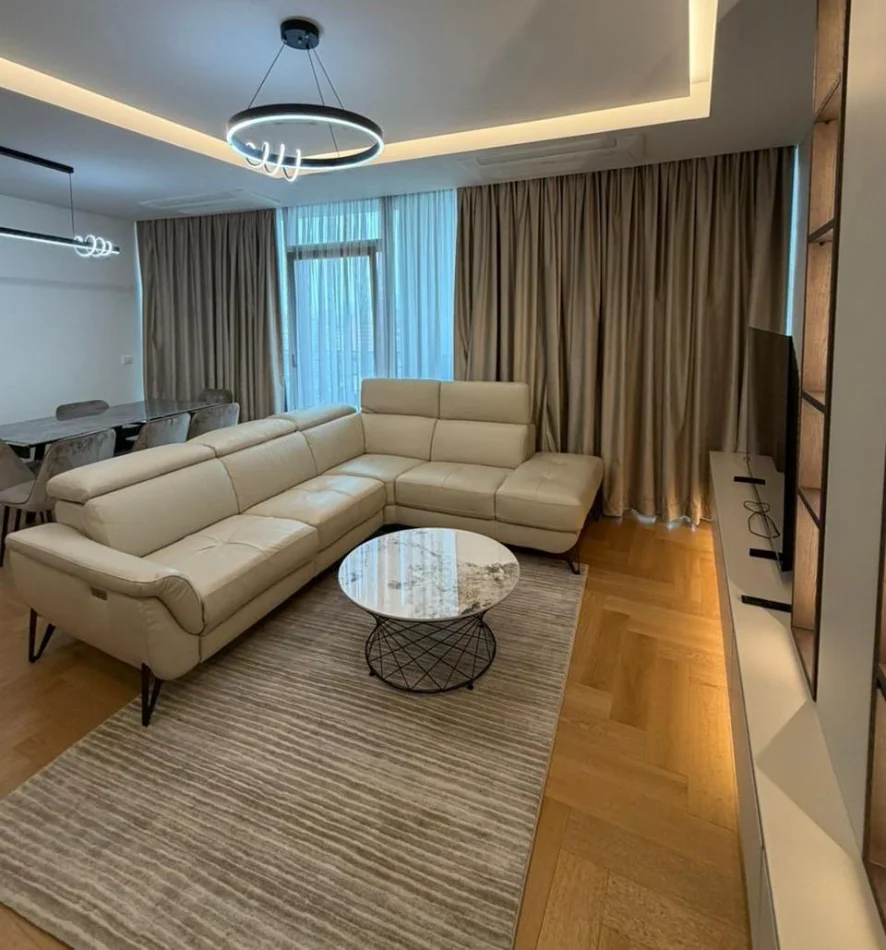 Tirane, jepet me qera apartament 1+1 Kati 6, 117 m² 2.300 € (LAEK VIEW REZIDENCE)