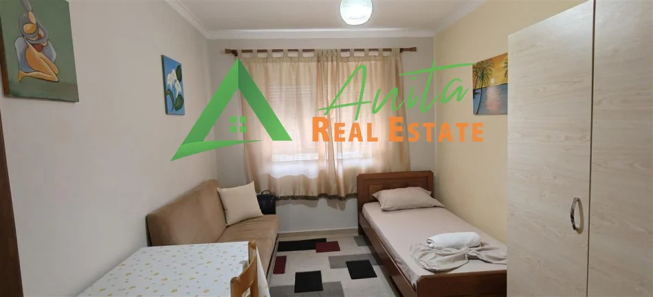 Shqiperi, jepet me qera apartament 2+1+Ballkon Kati 2, 70 m² 60 000 Lek(Rruga e Durresit)