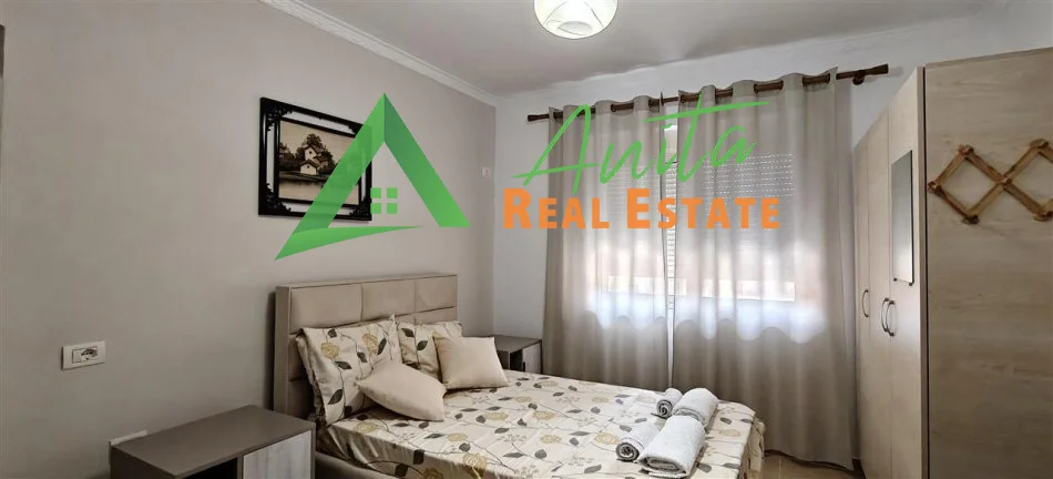 Shqiperi, jepet me qera apartament 2+1+Ballkon Kati 2, 70 m² 60 000 Lek(Rruga e Durresit)