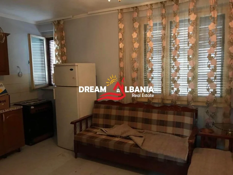 Tirane, jepet me qera apartament 2+1 Kati 5, 75 m² 500 € (ne Bllok, prane Sheshit Wilson)