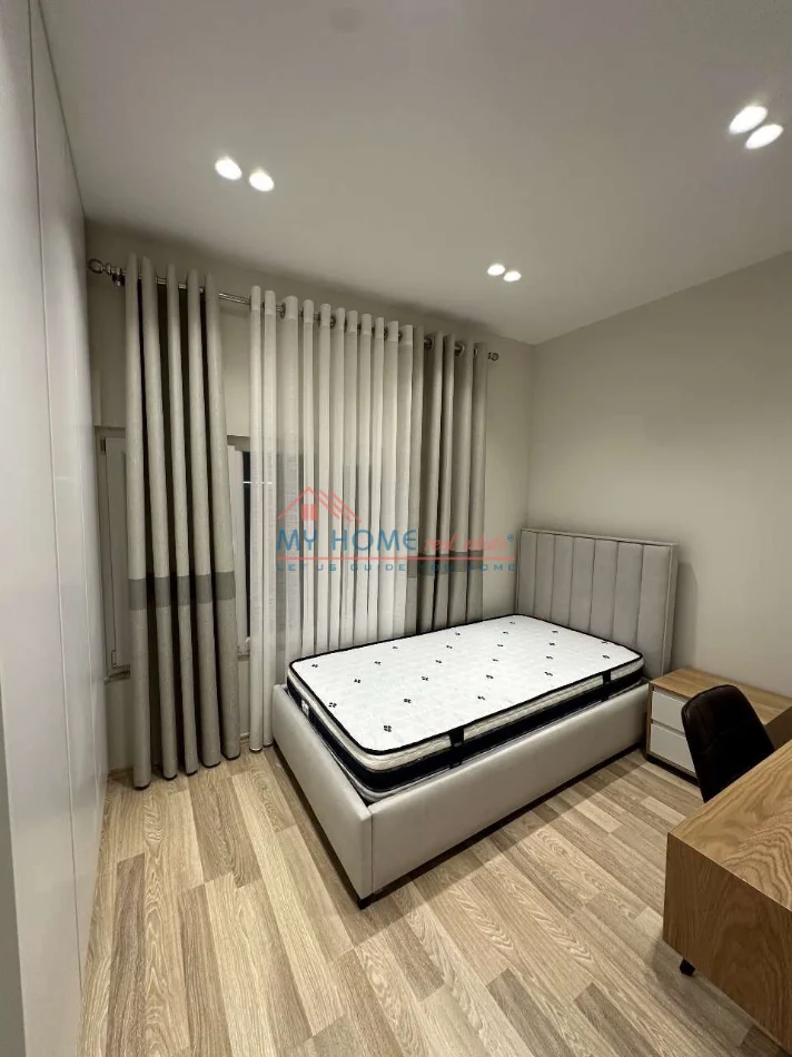 Tirane, jepet me qera apartament 2+1+Aneks Kati 1, 80 m² 600 € (Don Bosko)