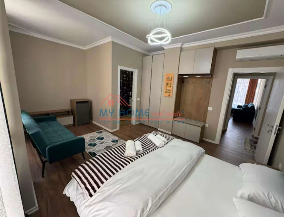 Tirane, jepet me qera apartament 2+1+Ballkon Kati 2, 110 m² 800 € (Rruga 4 Deshmoret)