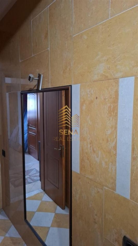 Tirane, jepet me qera apartament 2+1 Kati 6, 106 m² 700 € (Selvia)