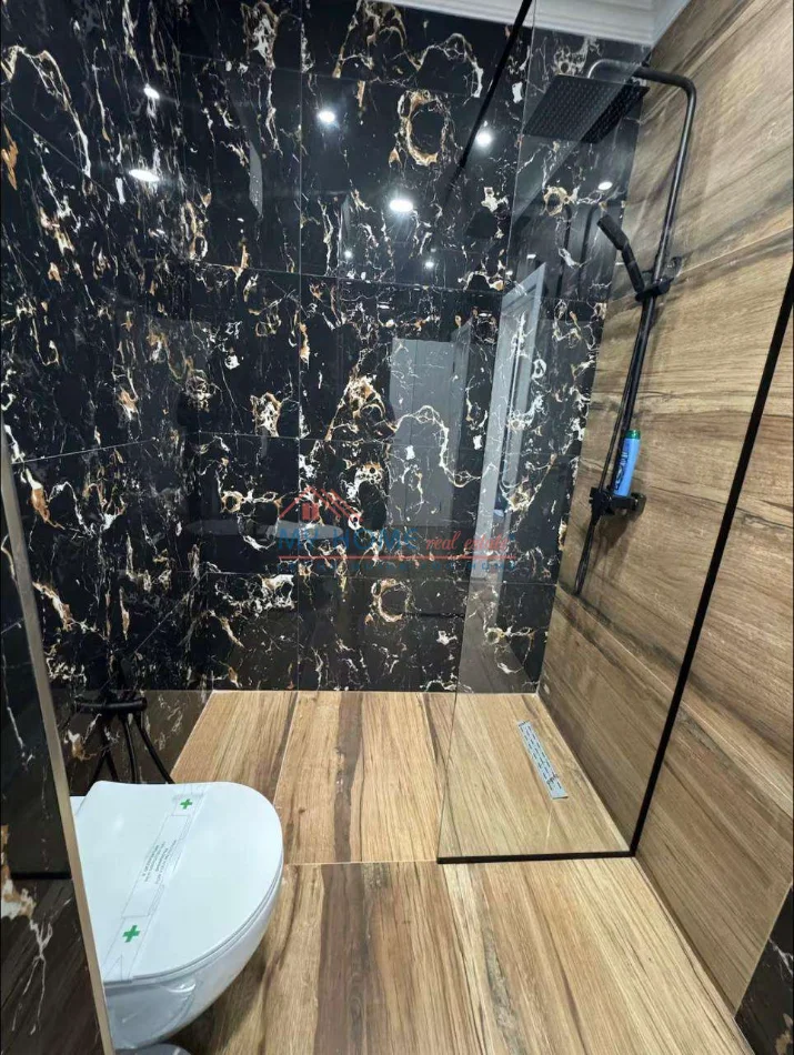 Tirane, jepet me qera apartament 2+1+Ballkon Kati 2, 110 m² 800 € (Rruga 4 Deshmoret)