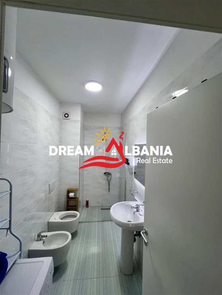 Tirane, jepet me qera apartament 2+1 , 92 m² 650 € (në Bulevardin e Ri, Pranë Rezidencës AVID)