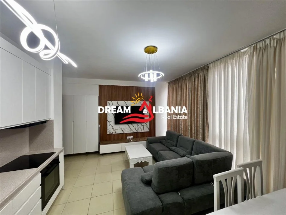 Tirane, jepet me qera apartament 2+1 , 92 m² 650 € (në Bulevardin e Ri, Pranë Rezidencës AVID)