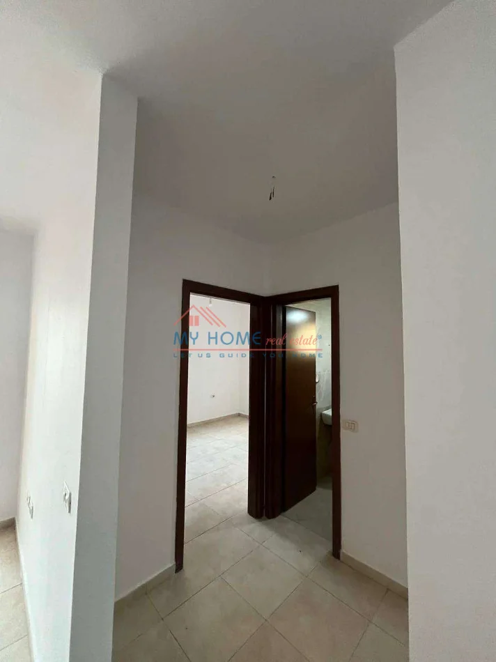 Tirane, jepet me qera apartament 2+1+Ballkon Kati 6, 96 m² 570 € (Fusha e Aviacionit)
