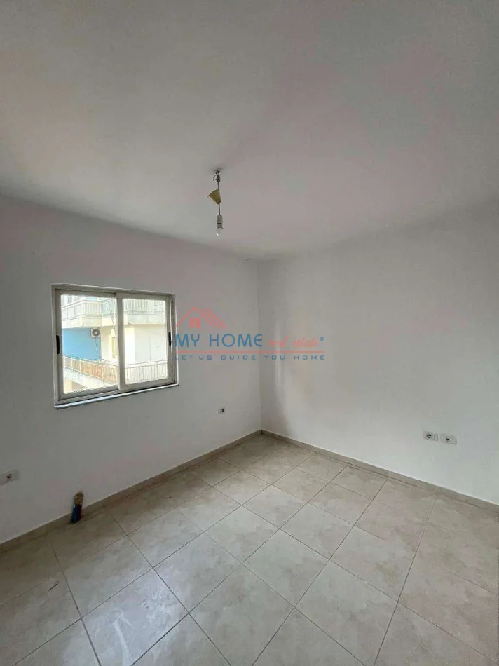 Tirane, jepet me qera apartament 2+1+Ballkon Kati 6, 96 m² 570 € (Fusha e Aviacionit)