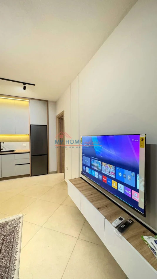 Tirane, jepet me qera apartament 2+1+Ballkon Kati 1, 90 m² 750 € (Liqeni i Thate)