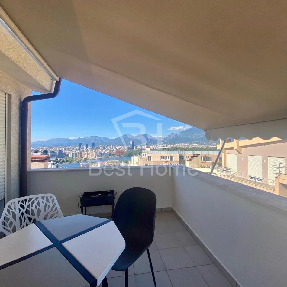 Tirane, jepet me qera apartament 2+1+Ballkon Kati 5, 140 m² 750 € (Liqeni, Rruga Peti)